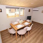 Apartamento Swan7 *